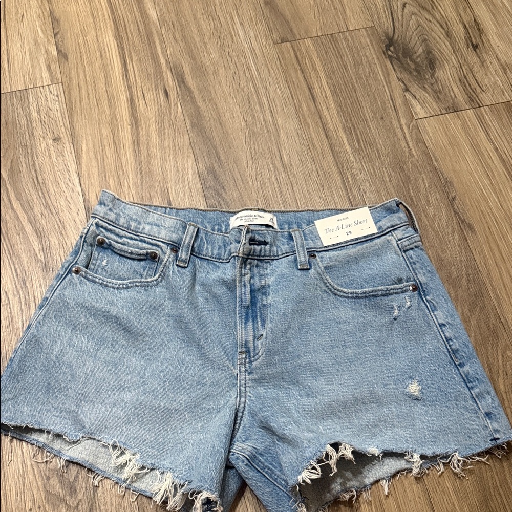 Abercrombie Jean Short Size 29